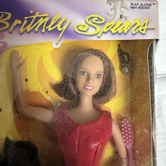 1999 BRITNEY SPEARS Doll - Video Performance Collection -Born To Make You Happy - Picture 3 of 8